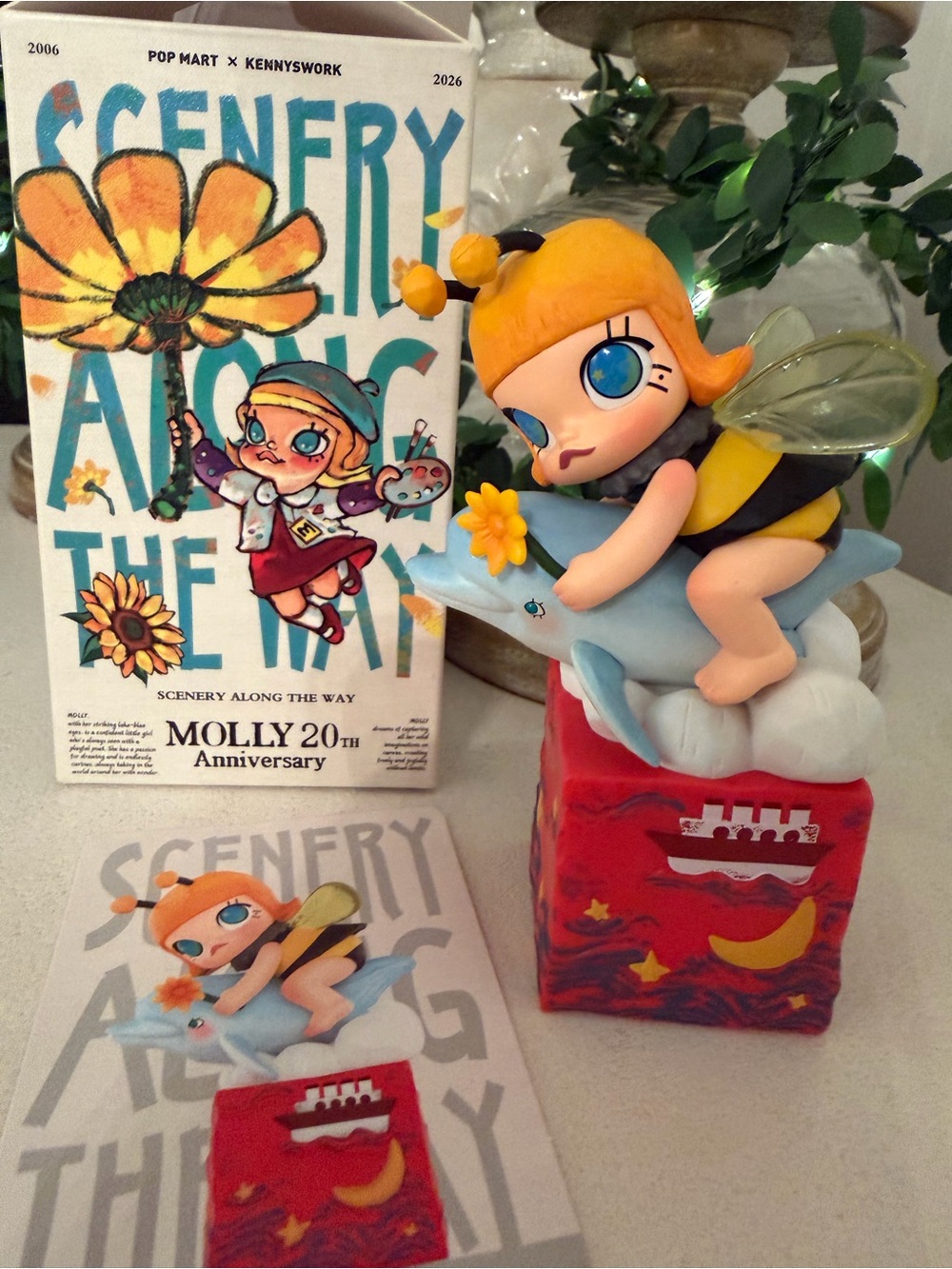 Molly 20th Anniversary I Am A Wild Bee Figurine (Pop Mart x Kennyswork)
